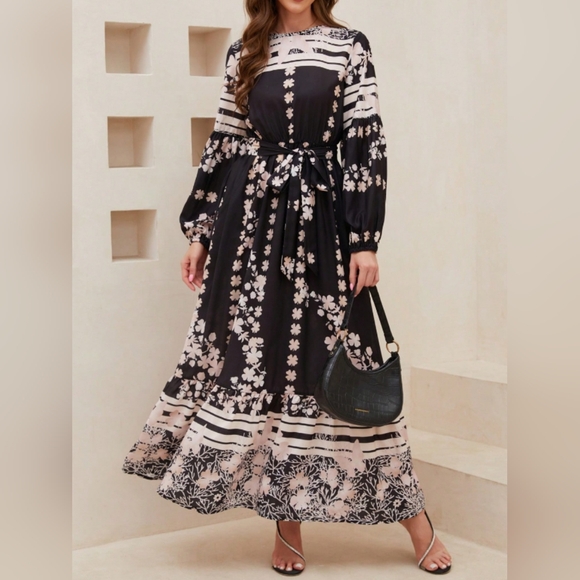 Printed Round Neck Long Sleeve Maxi Dress with Pockets - Picture 2 of 5
